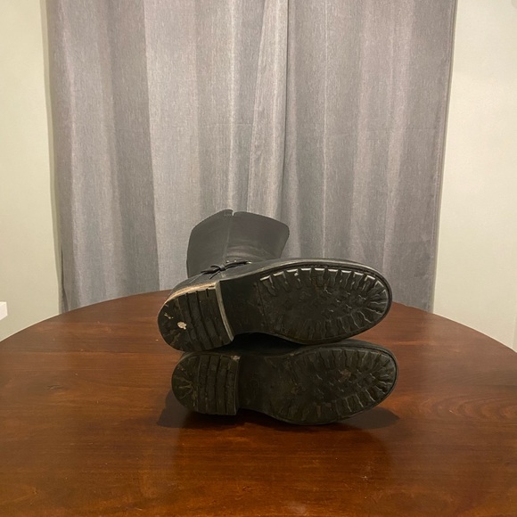 Ugg rider boots. - Picture 4 of 5